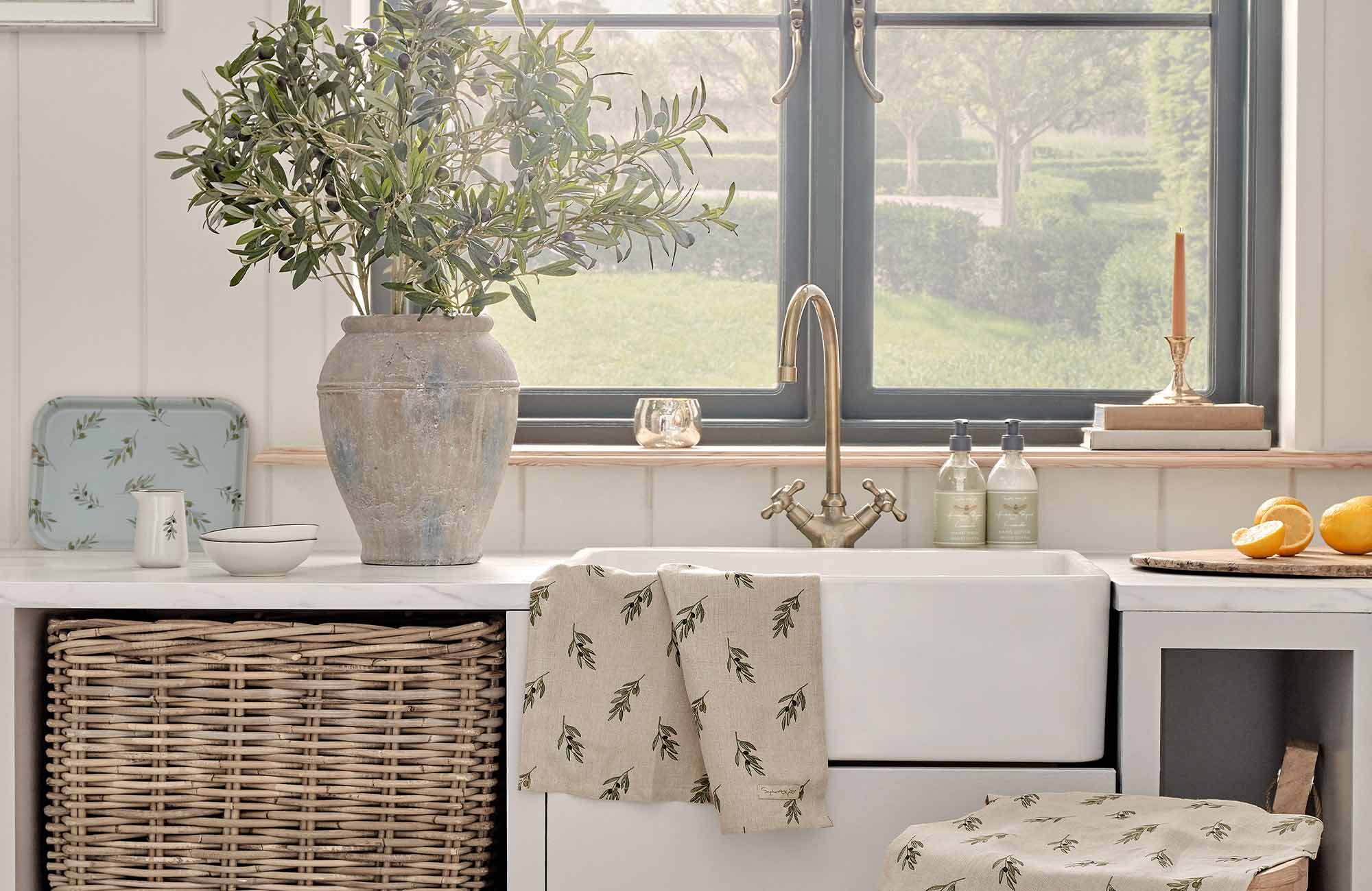 How to Wash and Look After Your Tea Towels