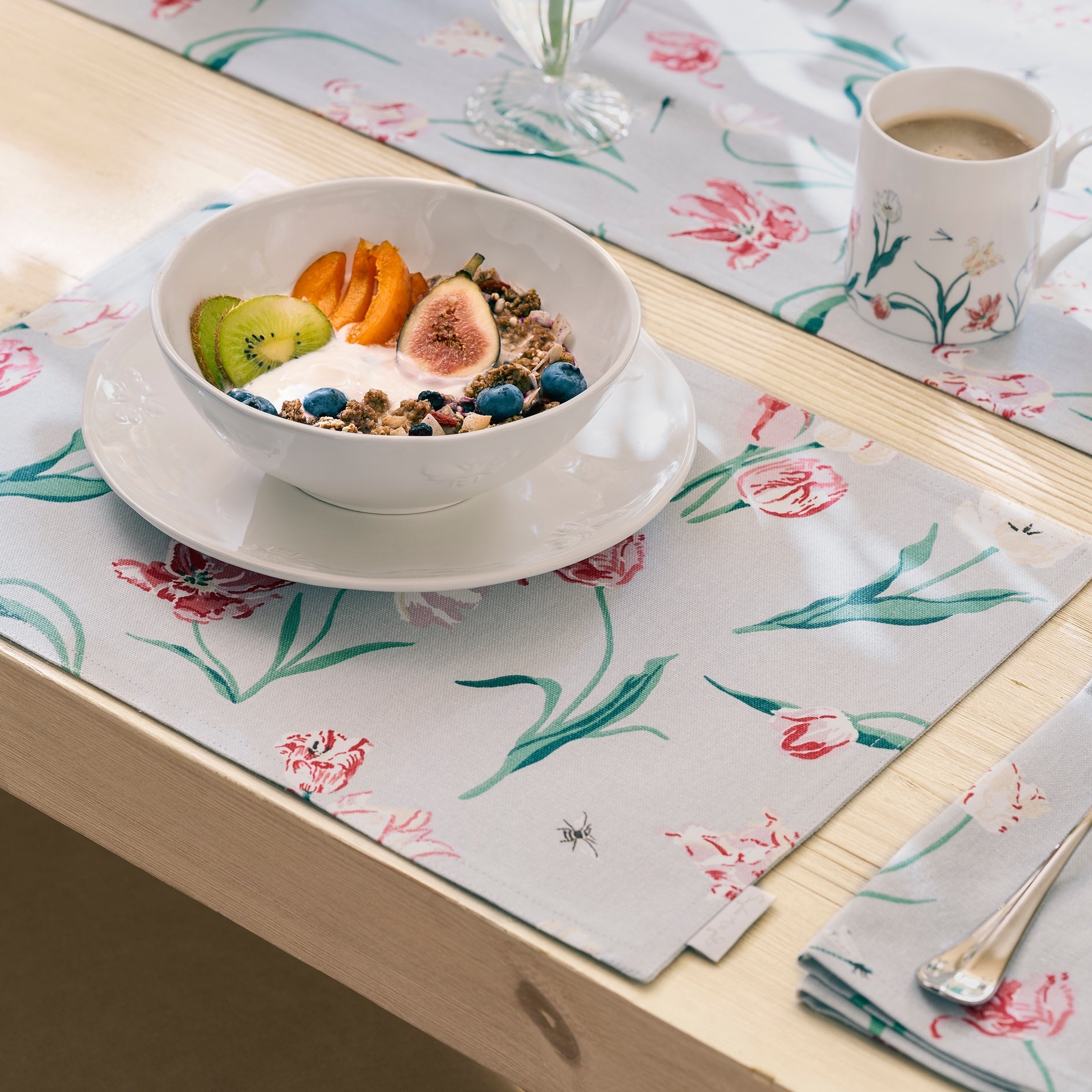 Tulips Fabric Placemat (Set of 2) by Sophie Allport