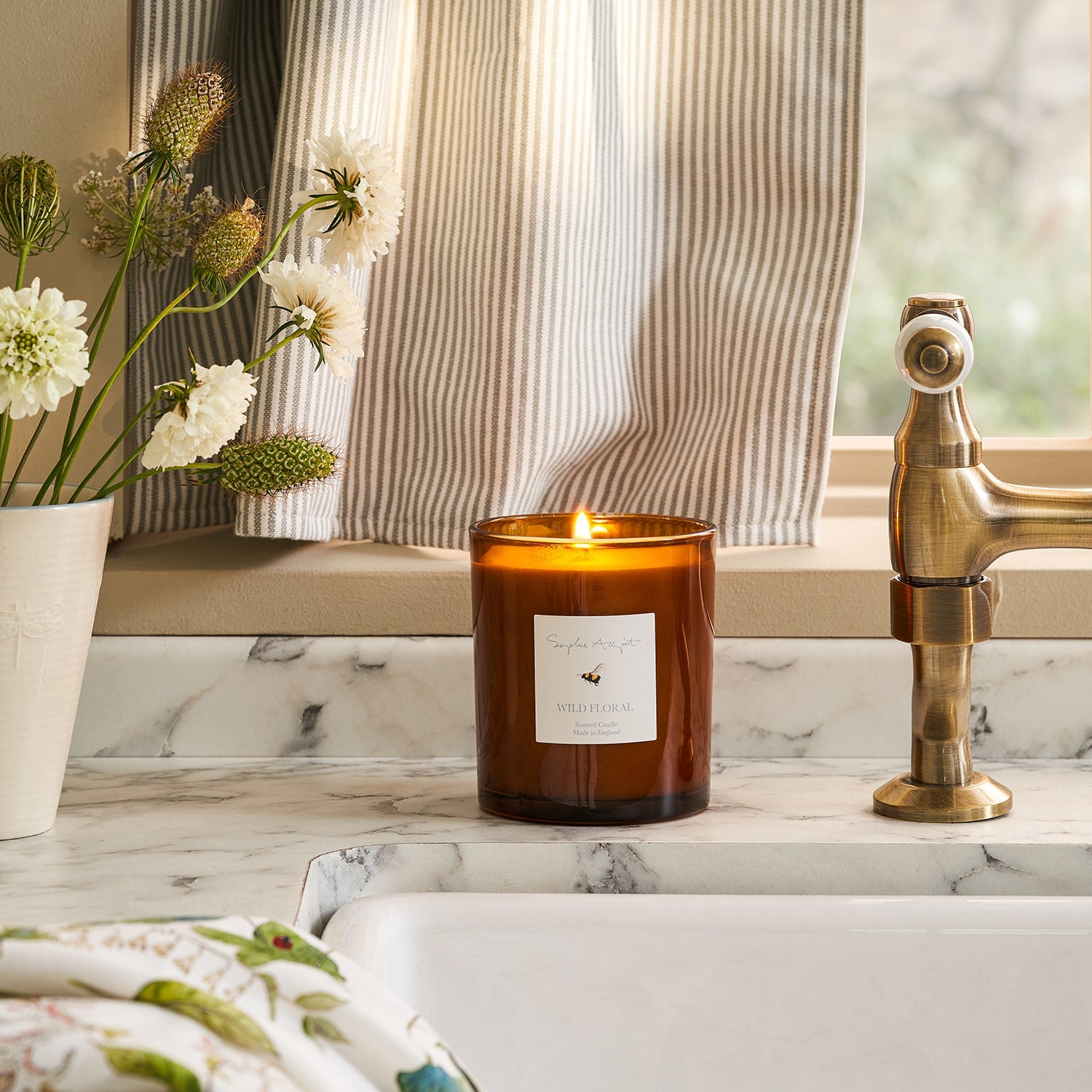 Wild Floral Candle - 220g by Sophie Allport