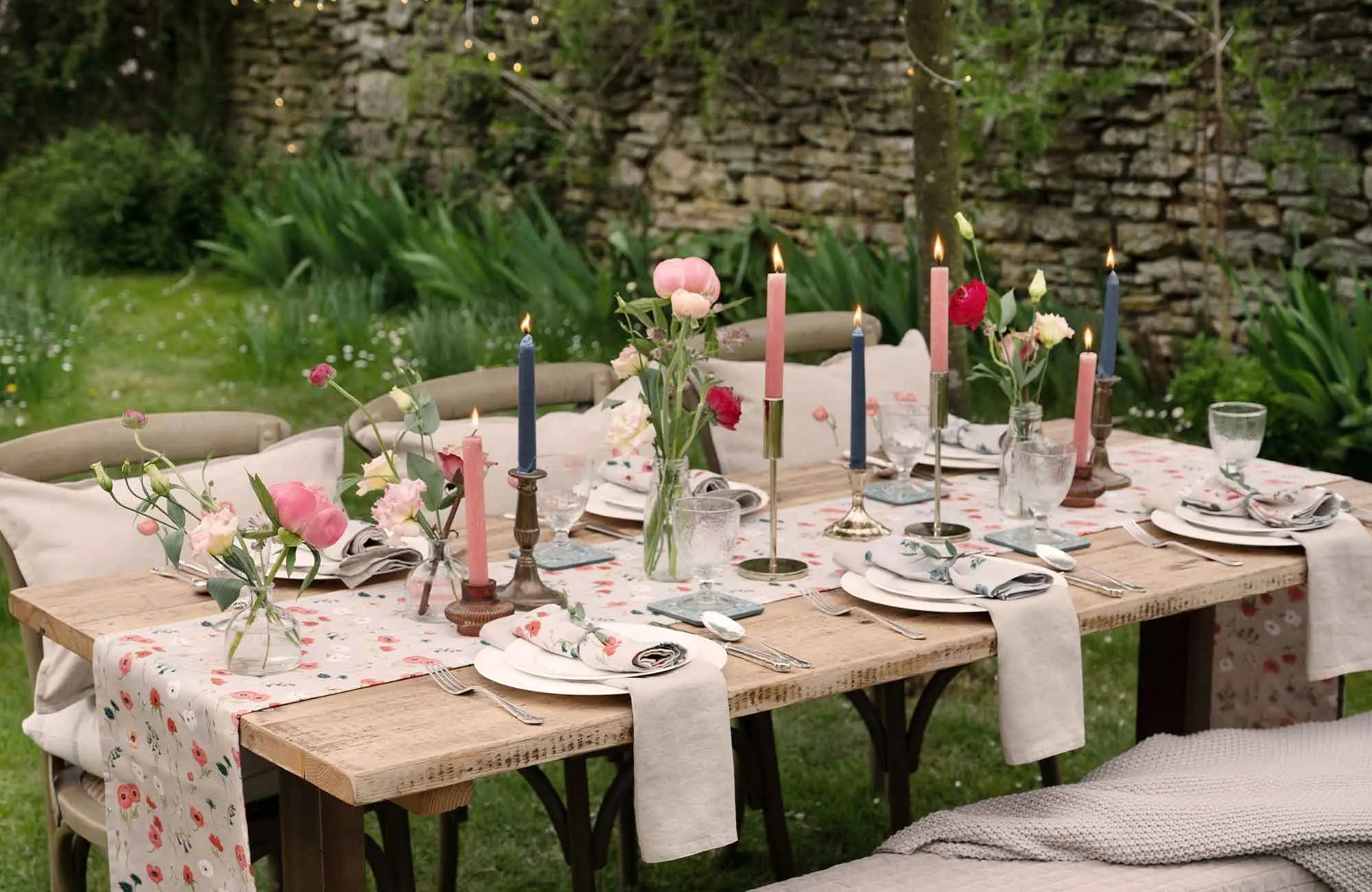 Create A Wildflower & Nature-Inspired Tablescape