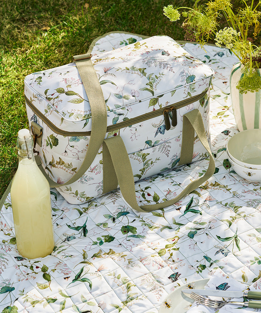 Picnic Bags & Blankets