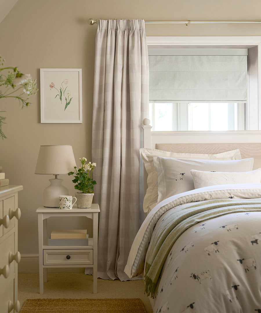 Made to Measure Roman Blinds