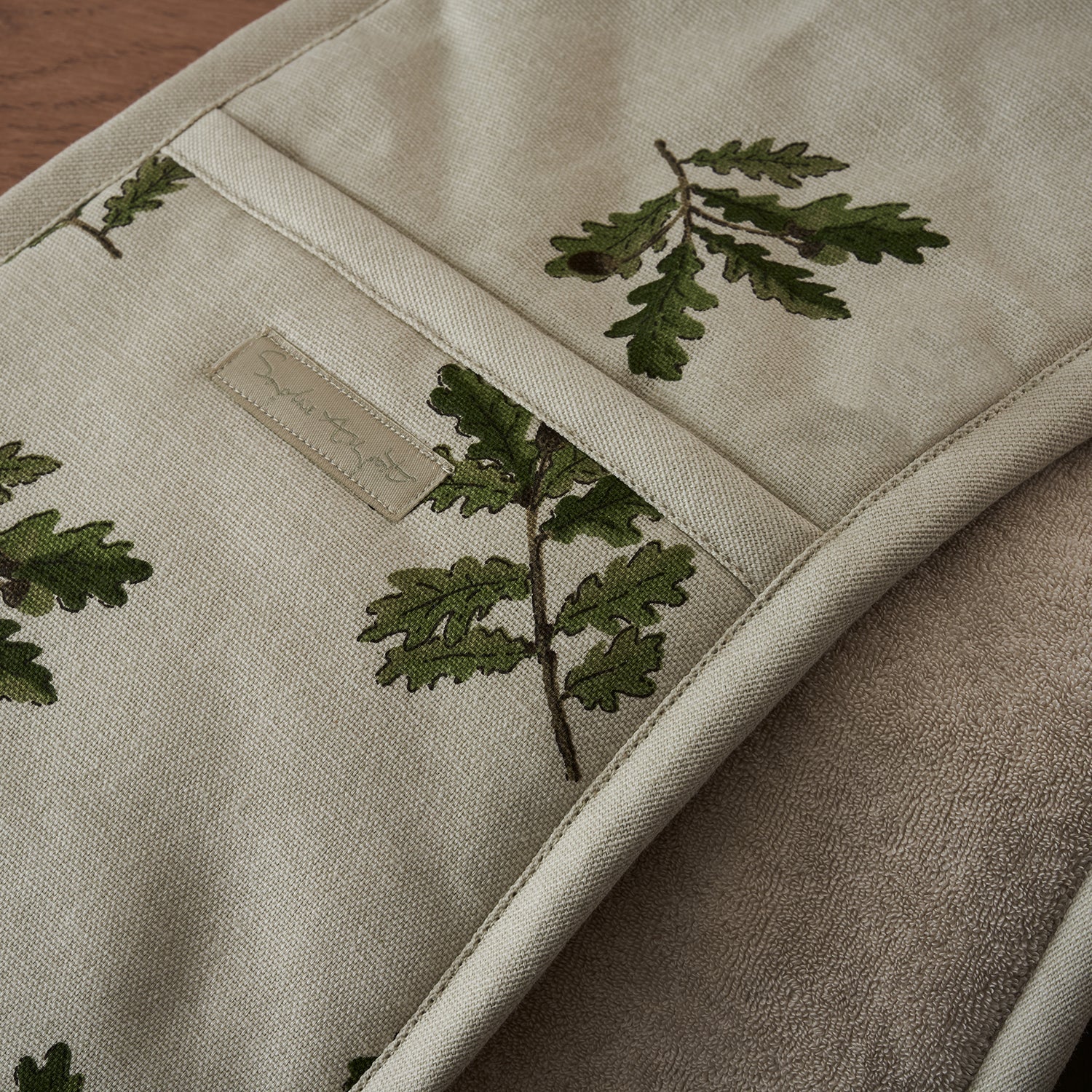 Acorn & Oak Leaves Double Oven Glove by Sophie Allport