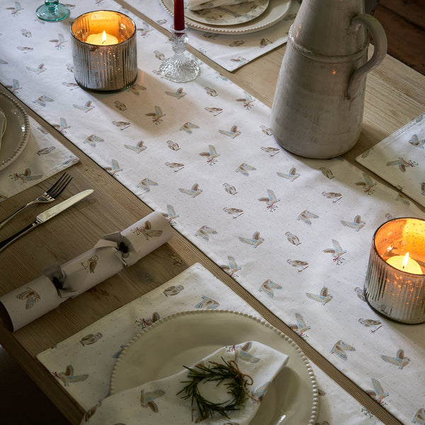 Changing table runner with pockets online
