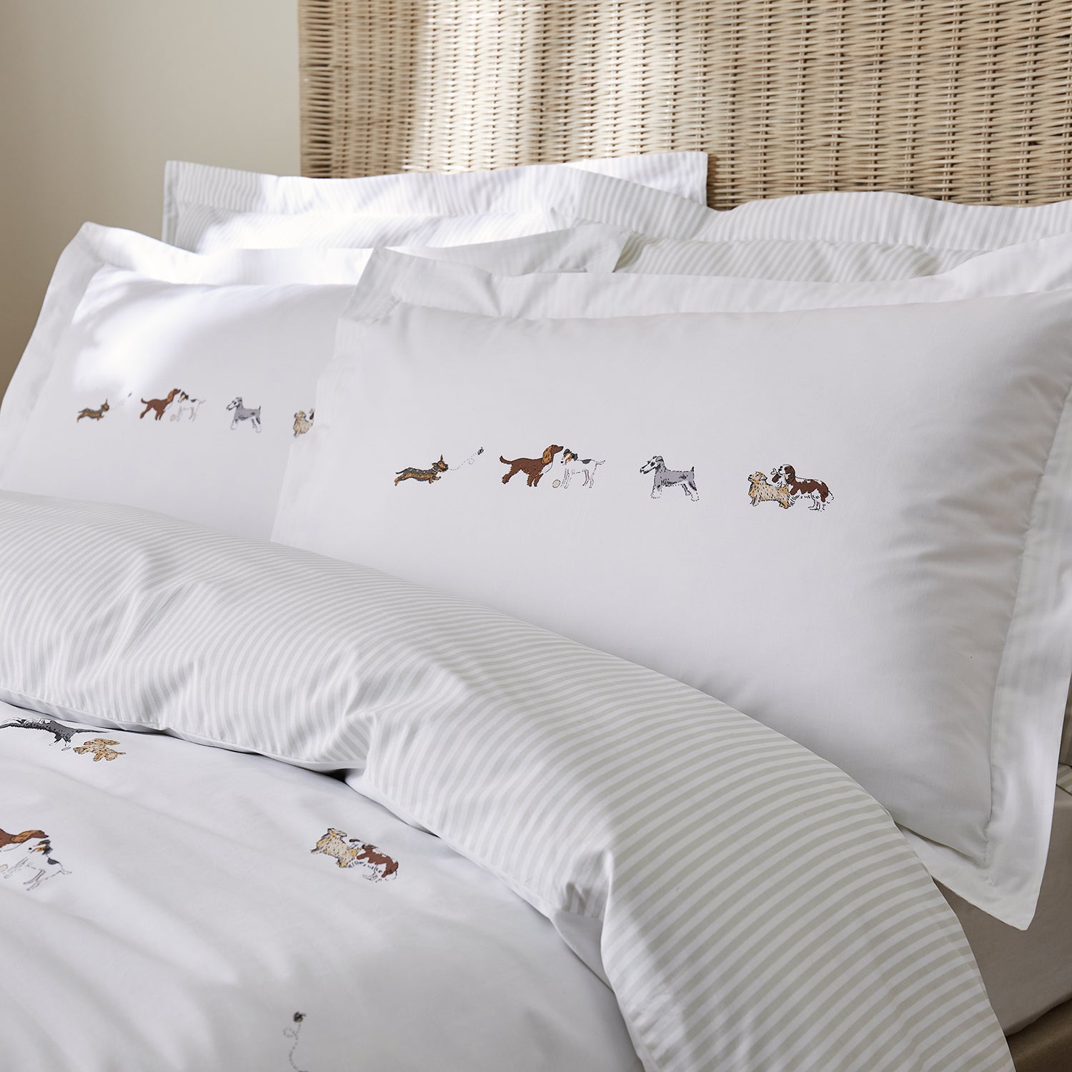 Doggy Daycare Bedding Set