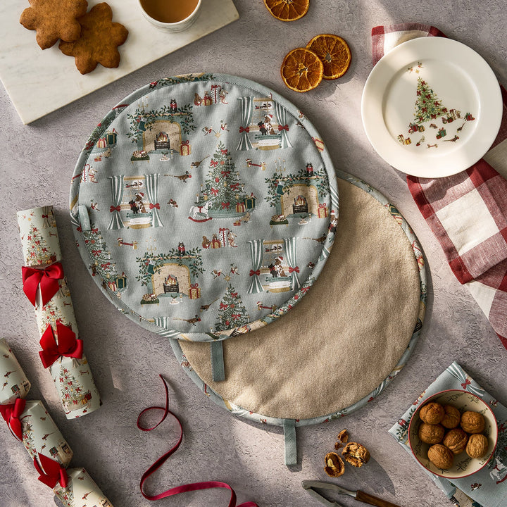 Cosy Christmas Circular Hob Cover