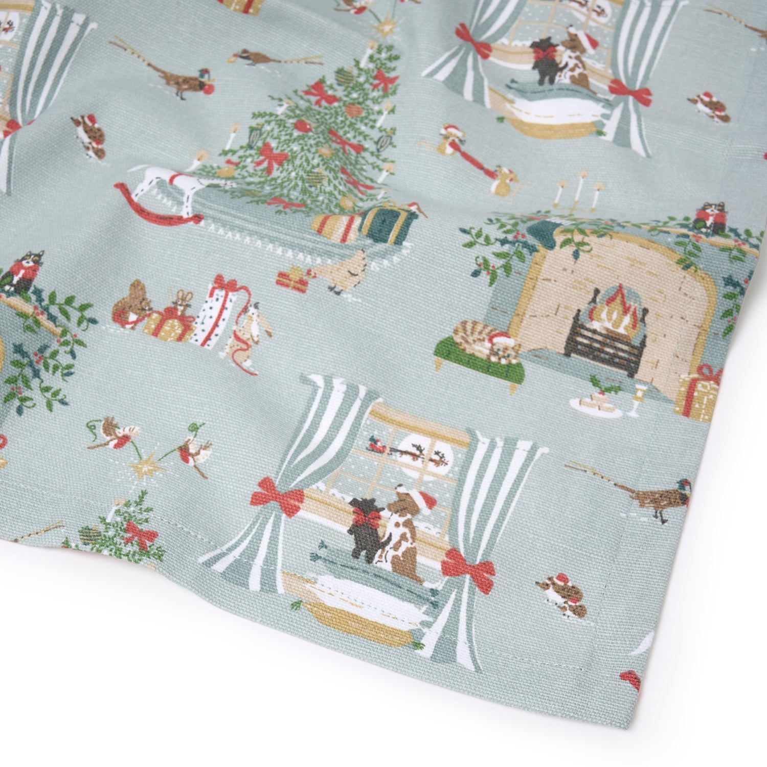 Cosy Christmas Tablecloth