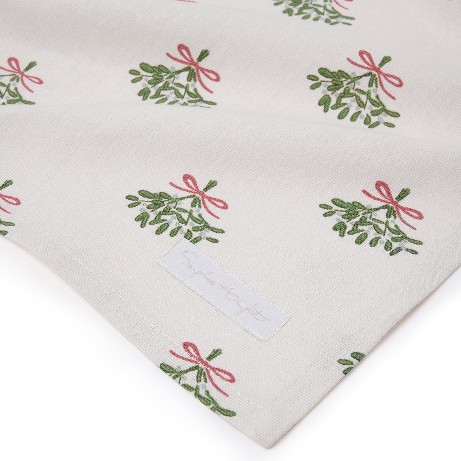 Mistletoe Table Runner