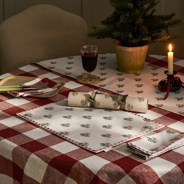 Mistletoe Embroidered Placemats (Set of 2)