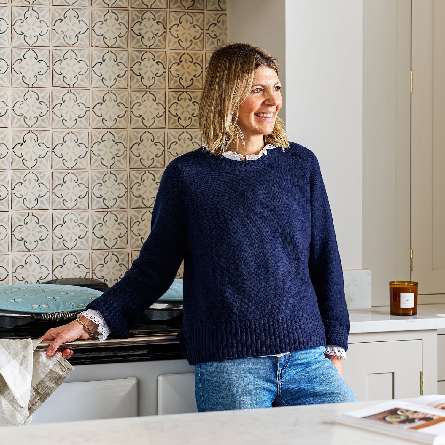 Bees Wool Cashmere Blend Jumper - Navy