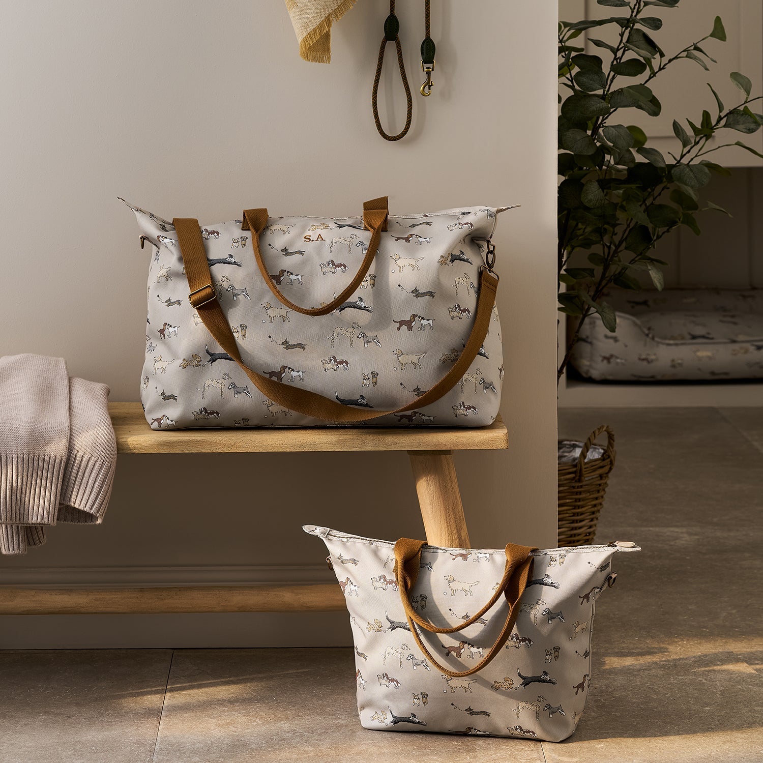 Doggy Daycare Oakham Bag