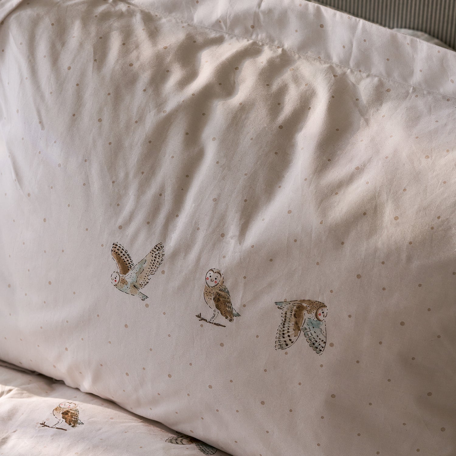 Snowy Owls Pair of Oxford Pillowcases