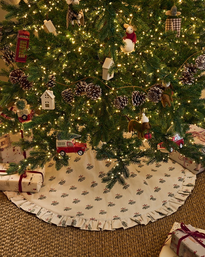 Mistletoe Tree Skirt