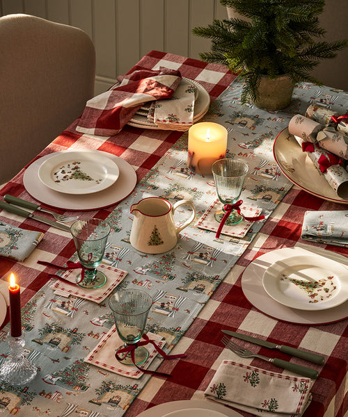 Table & Kitchen