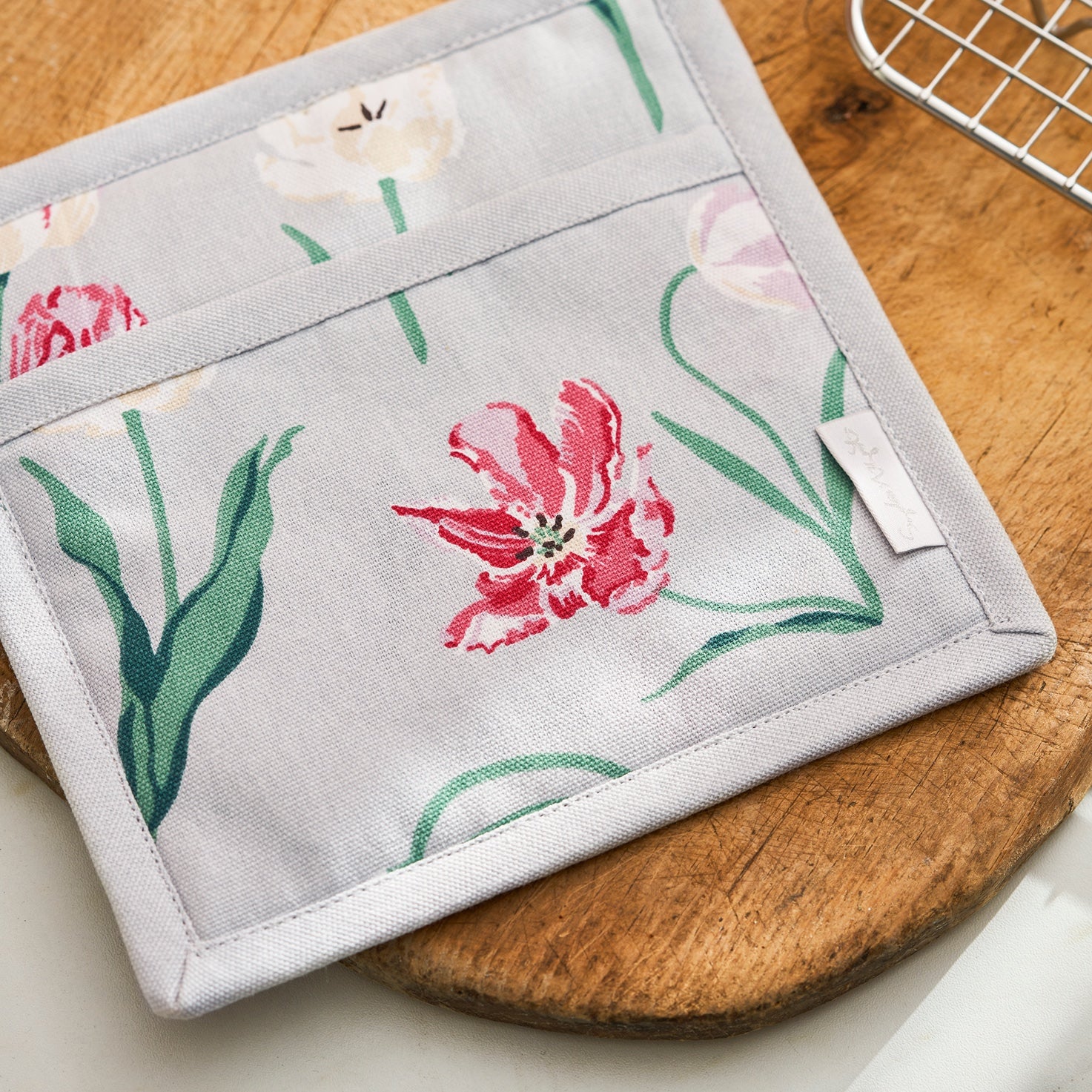 Tulips Pot Grab