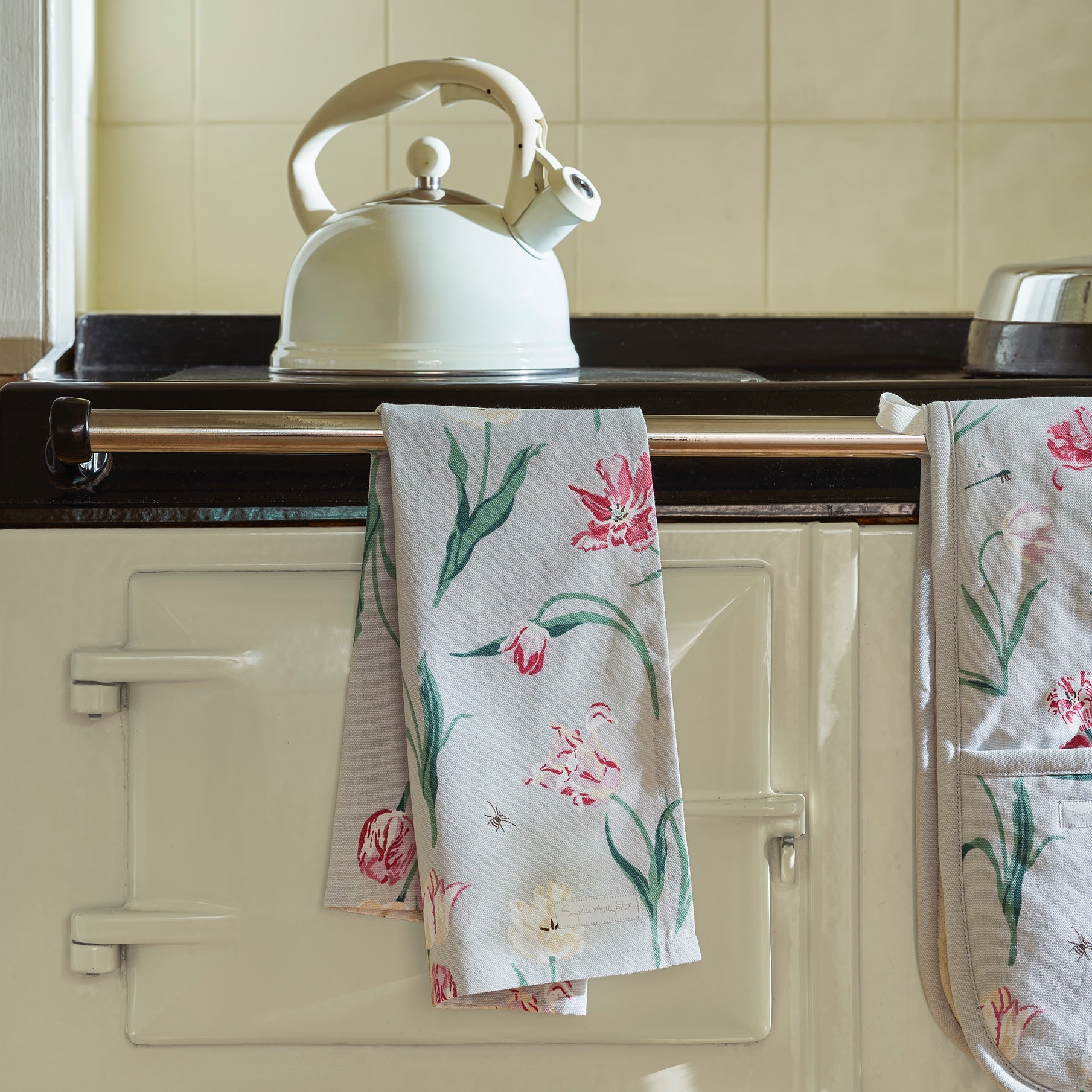 Tulips Tea Towel by Sophie Allport