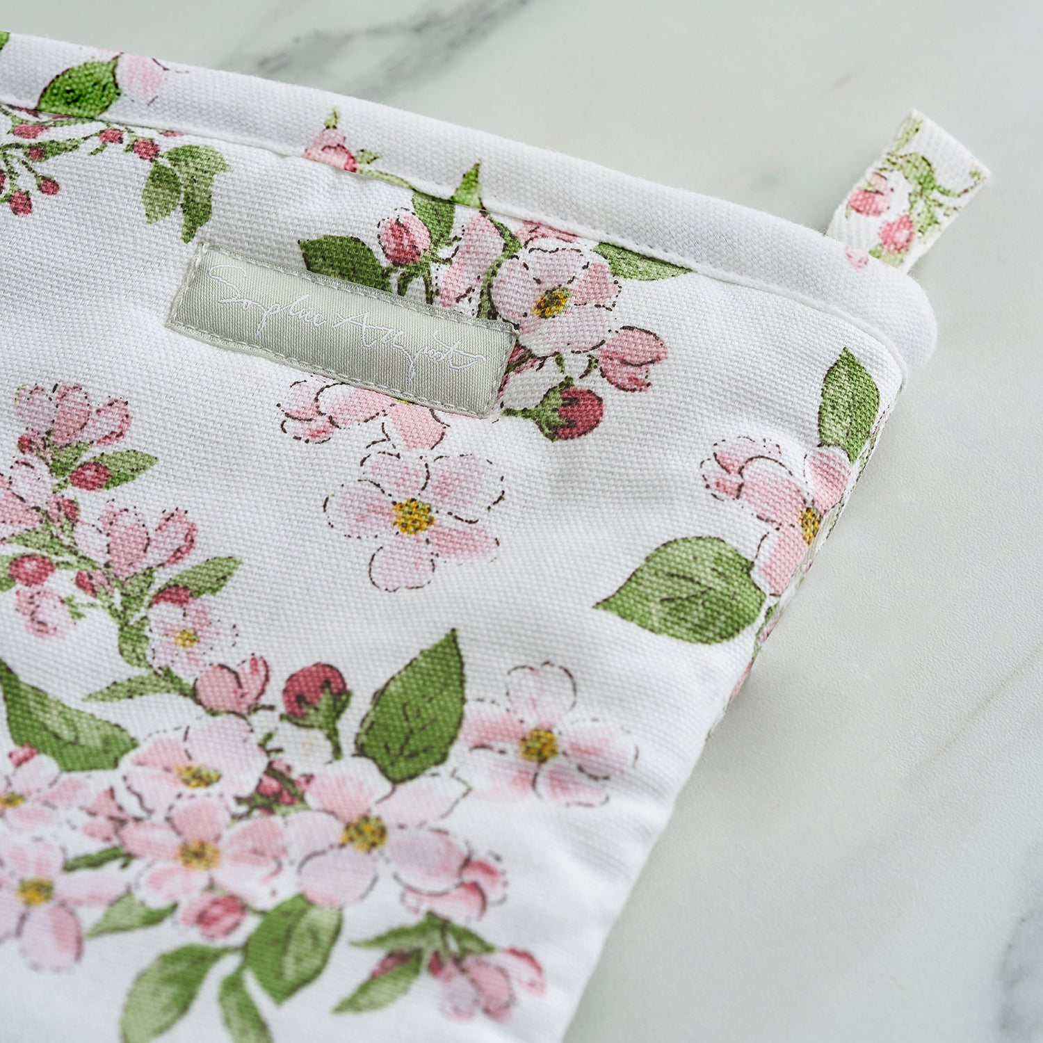 Blossom Oven Mitt
