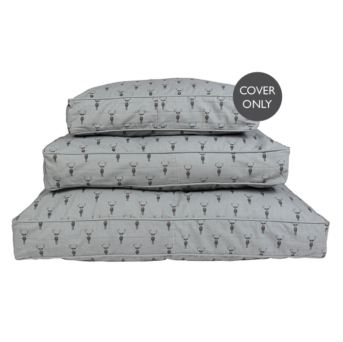 Highland Stag Pet Mattress Cover