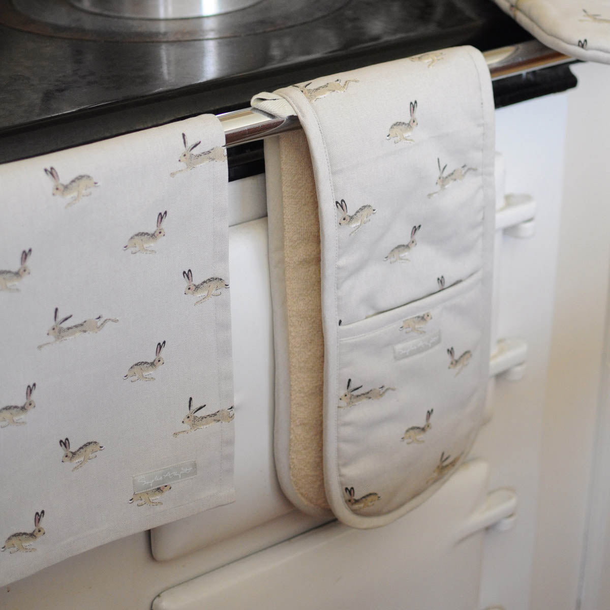 Hare Double Oven Glove