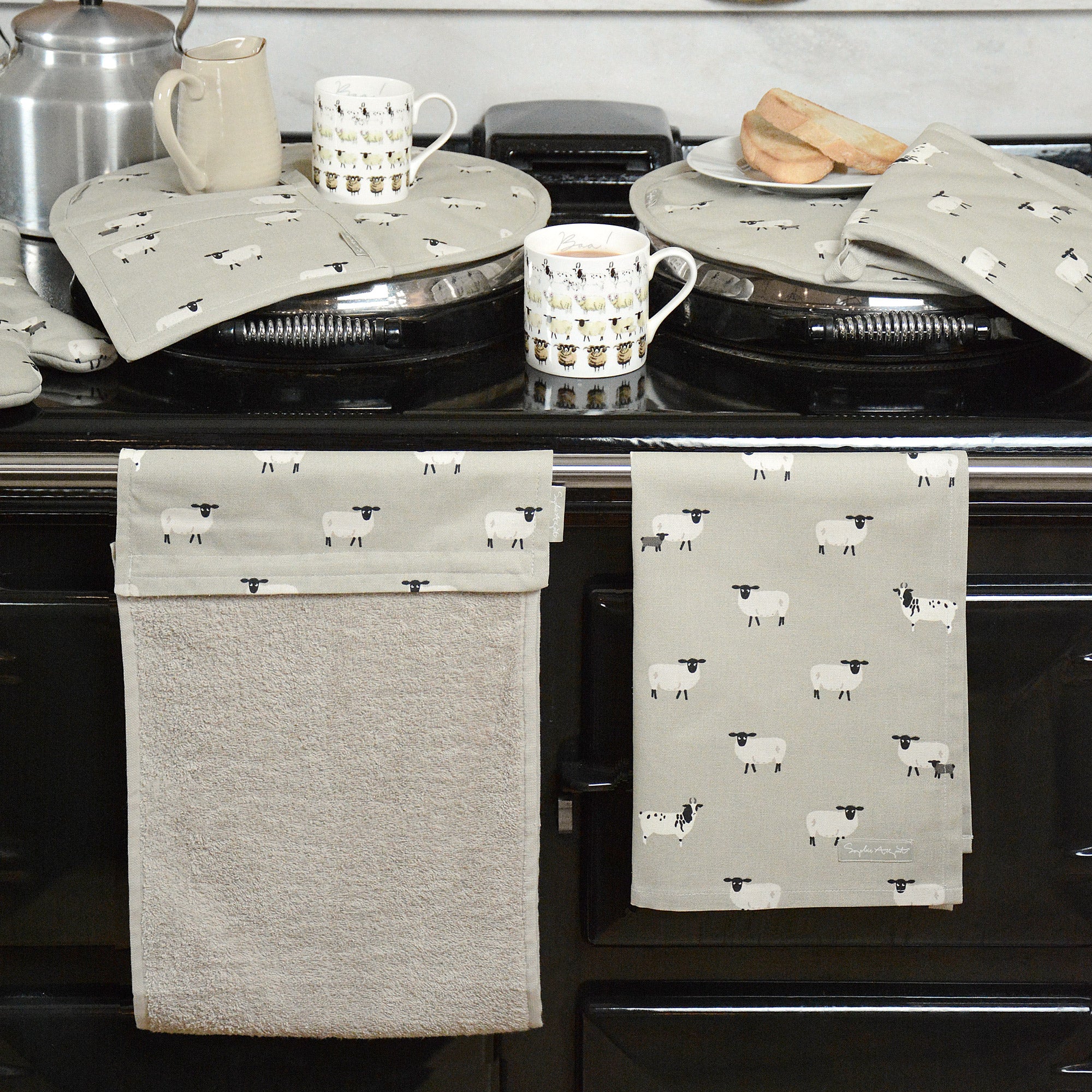 Sheep Roller Hand Towel