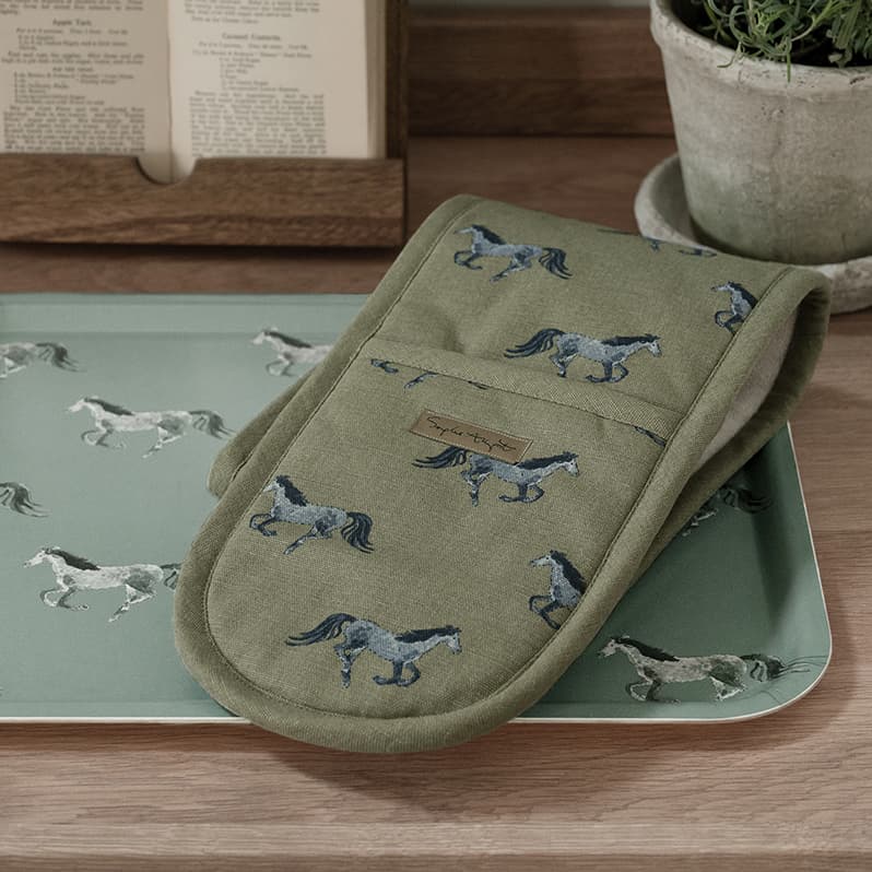 Grey Horse Double Oven Glove
