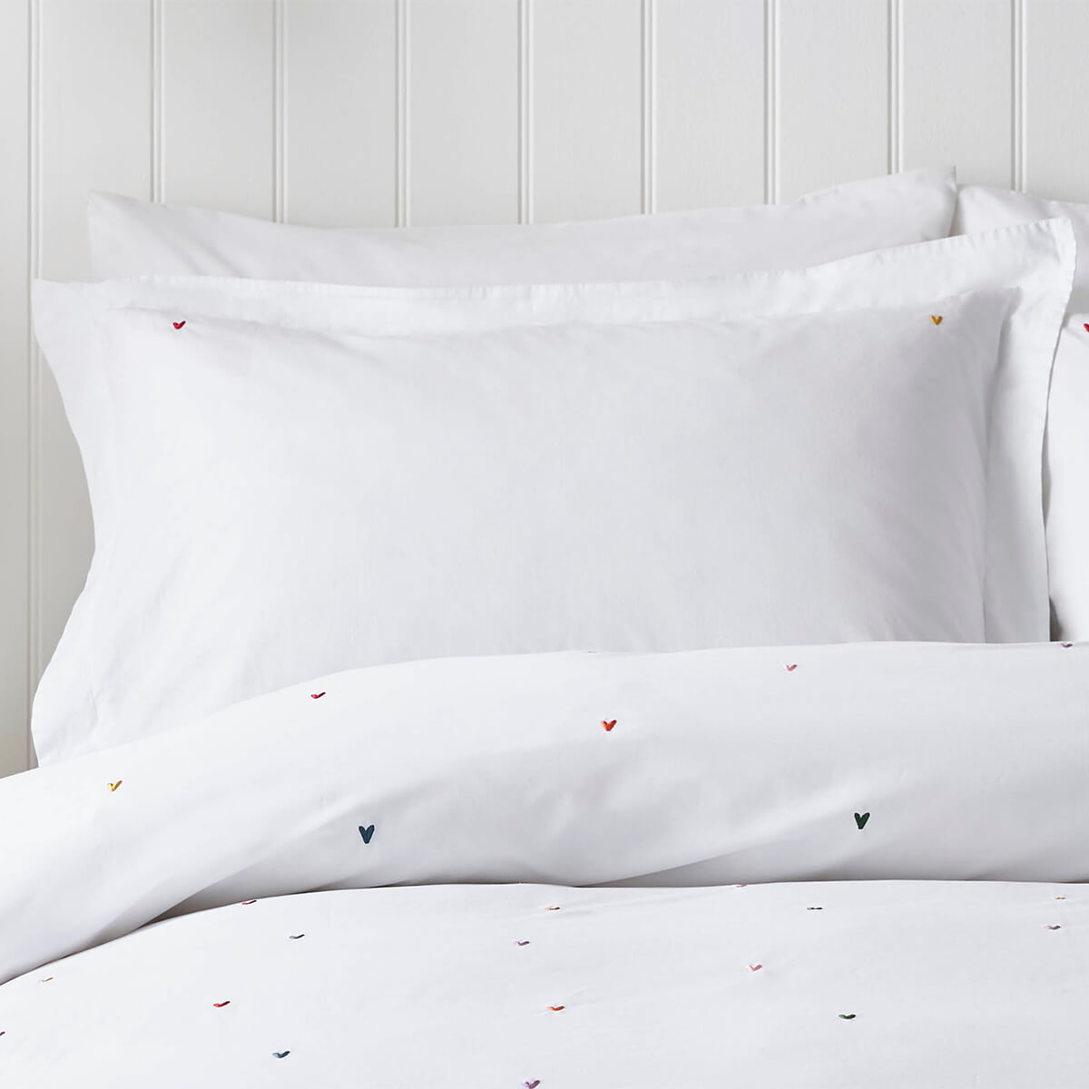 Hearts Embroidered Bedding Set