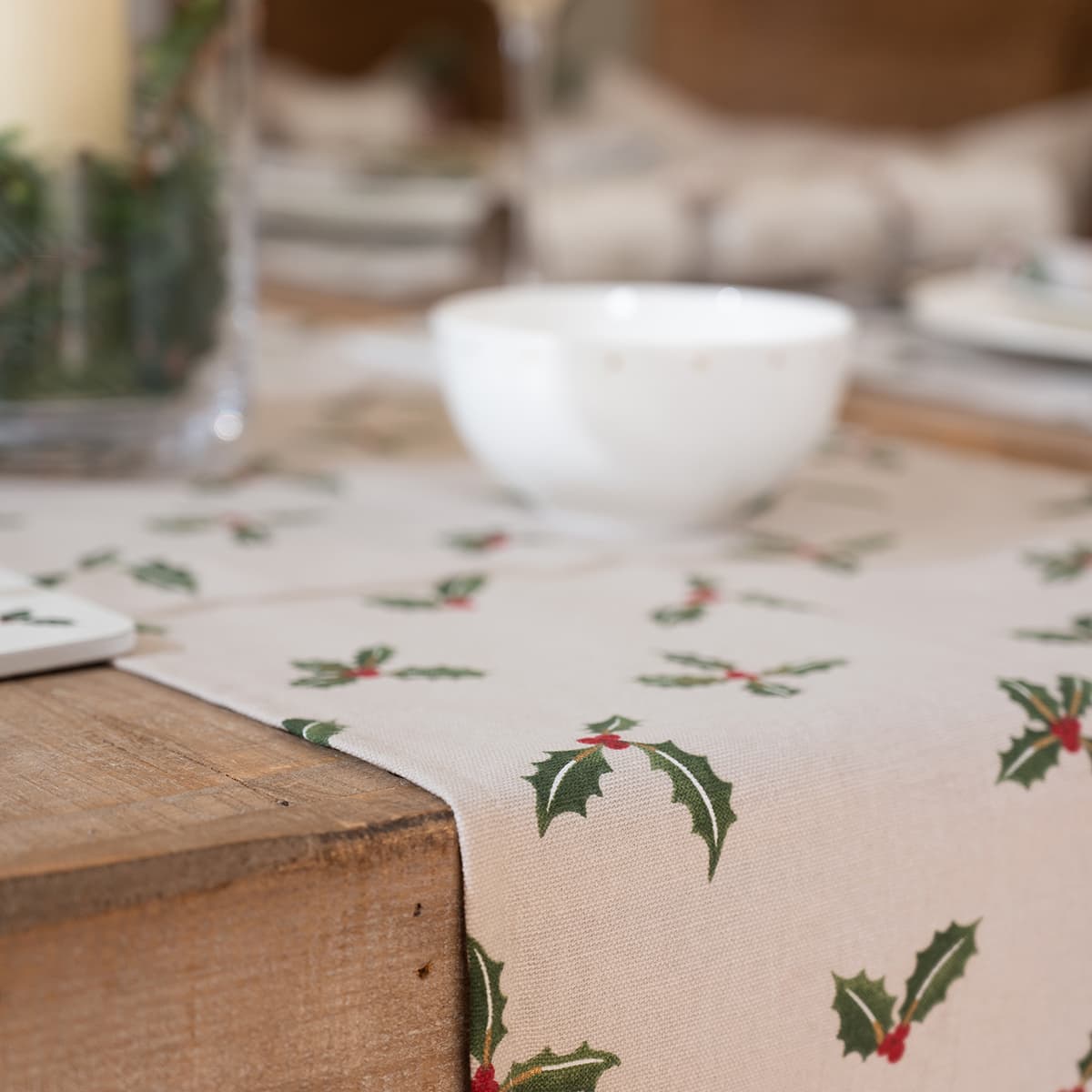 Holly & Berry Table Runner