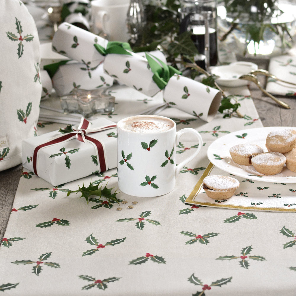 Holly & Berry Table Runner 