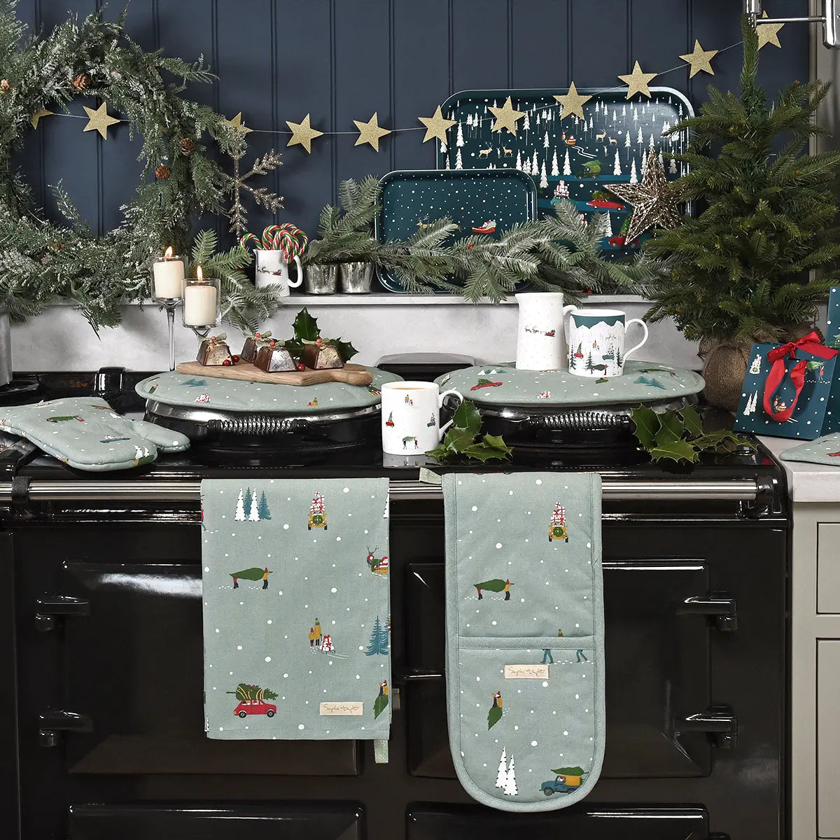 Home for Christmas Circular Hob Cover
