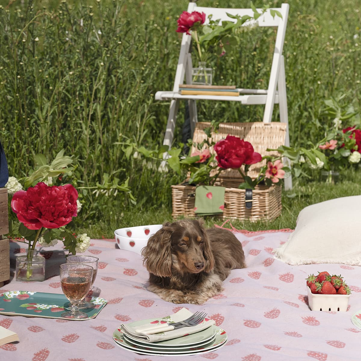 Strawberries Melamine Bowl