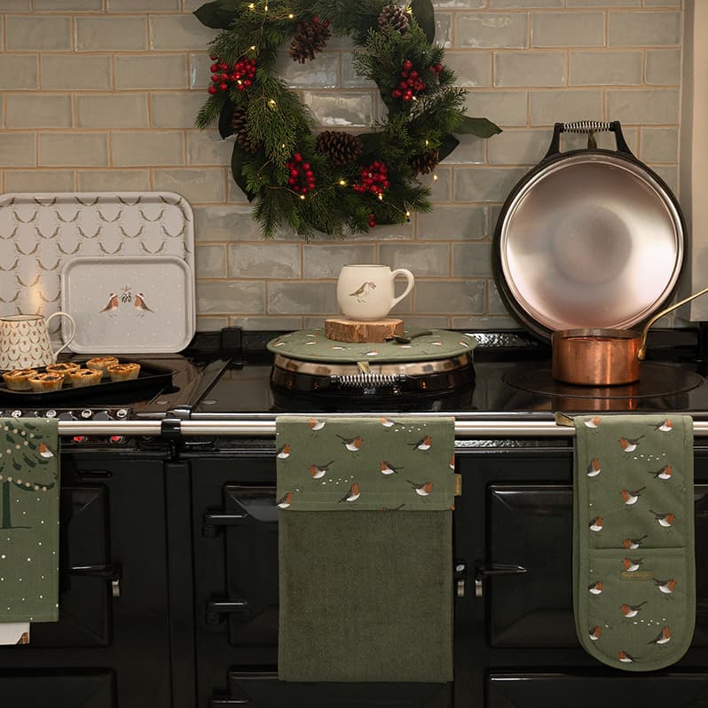 Robin Roller Hand Towel by Sophie Allport