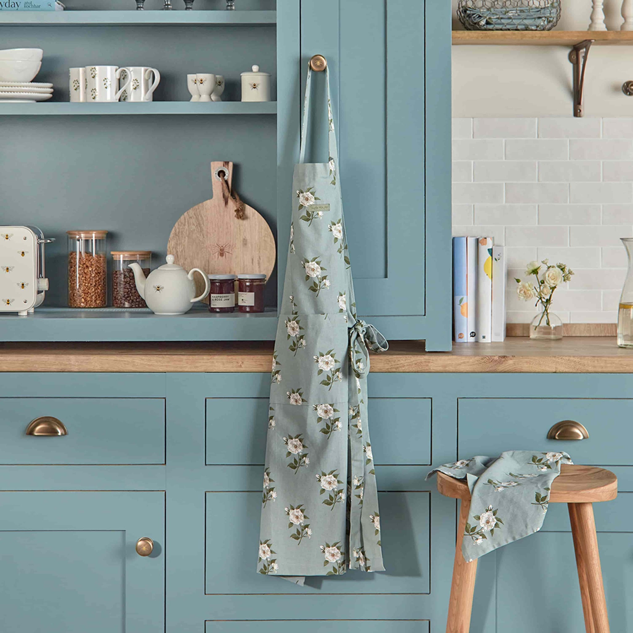 Rose Adult Apron