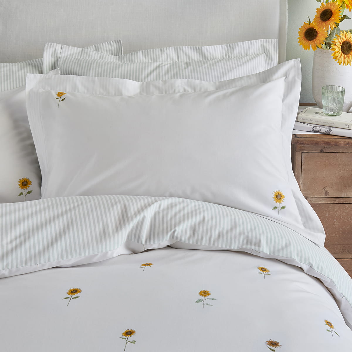 Sunflower Pair of Oxford Pillowcases