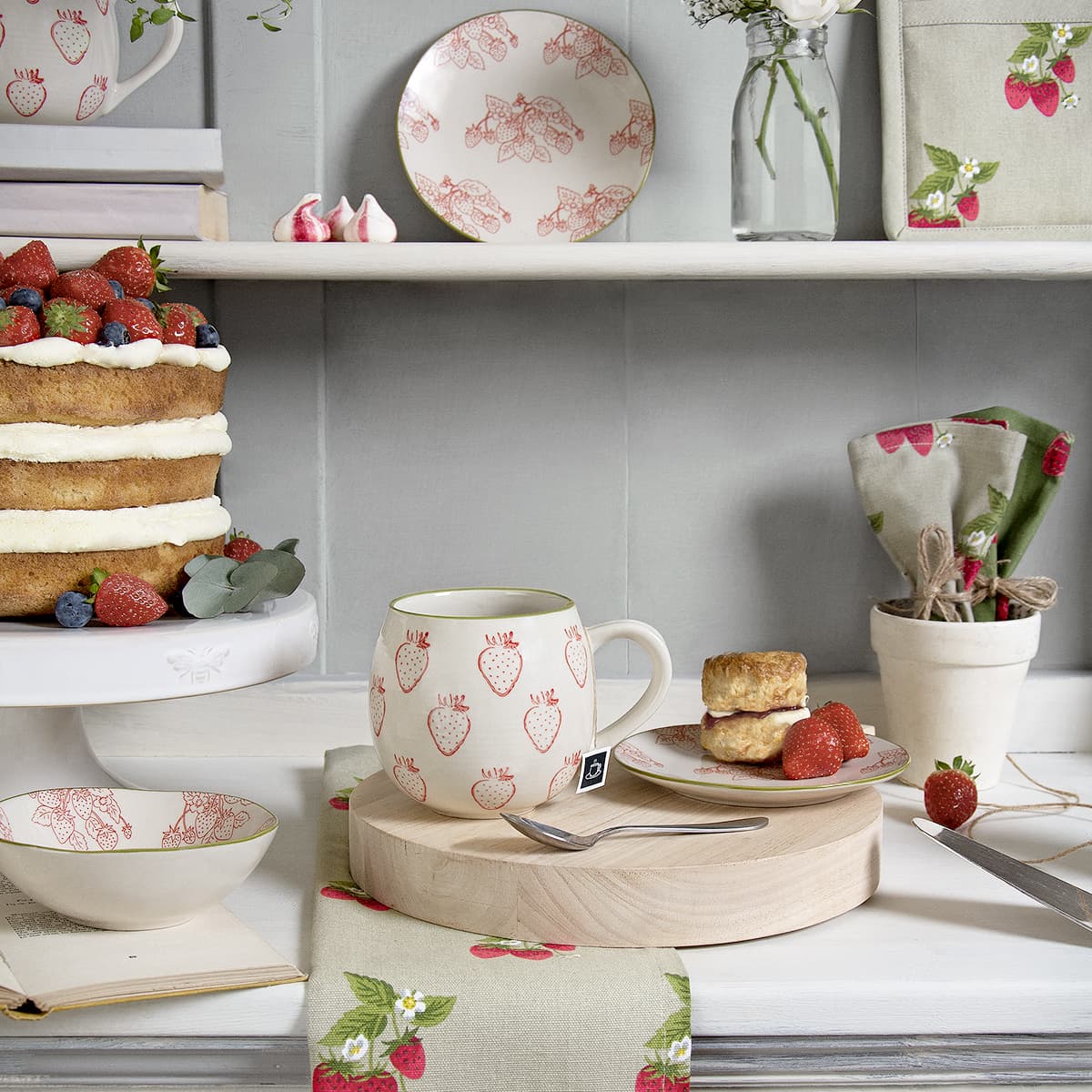 Strawberries Stoneware Mug