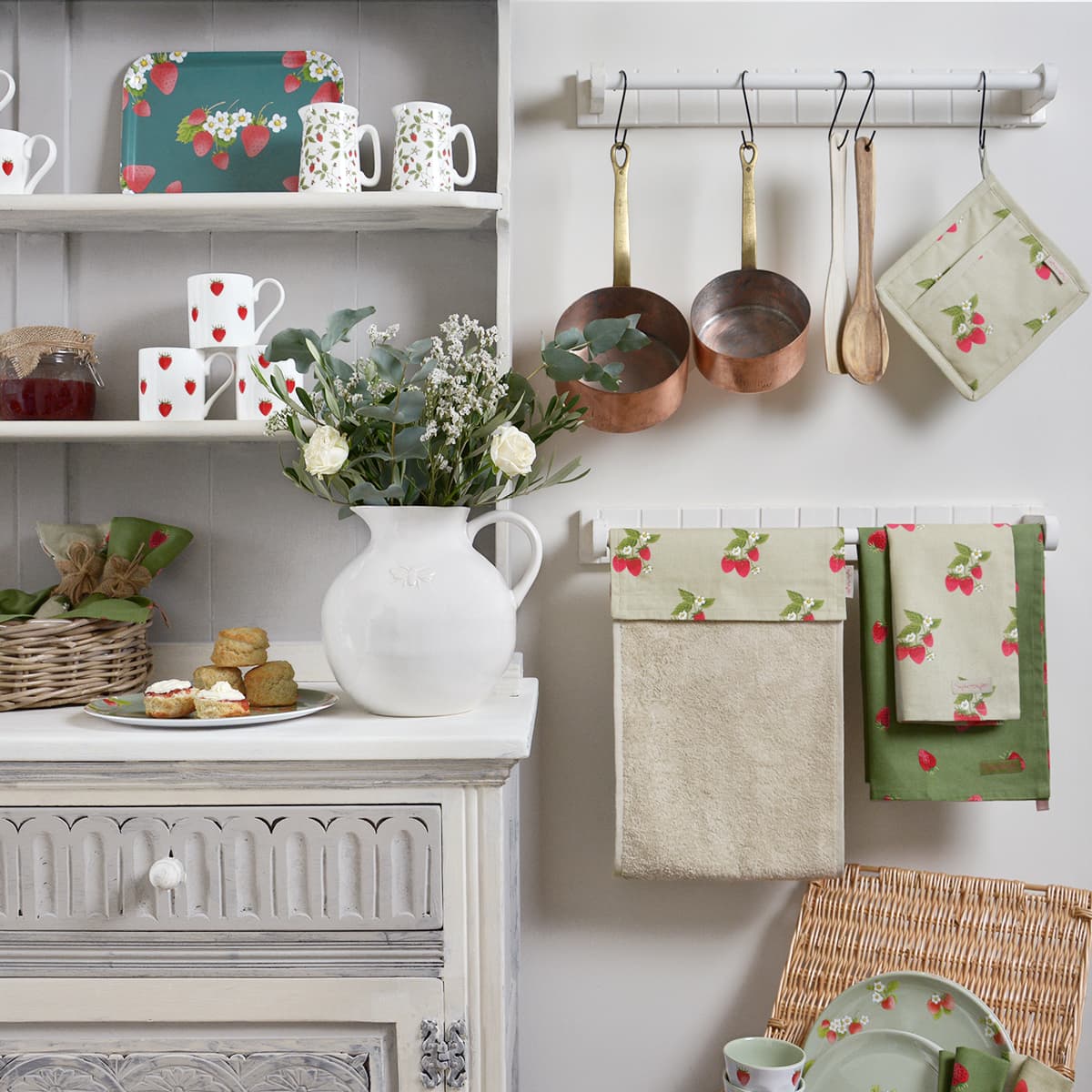Strawberries Tea Towel (Set of 2)